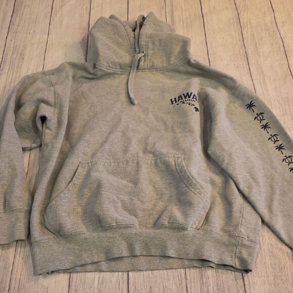Other - Gray Quarter-Zip Pullover Sweater with Stand-Up Collar